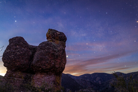 Last Hint of Milky Way Over Pinnacles NP, 2/24/20